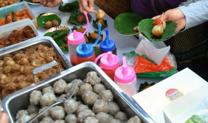 Usaha cilok kekinian