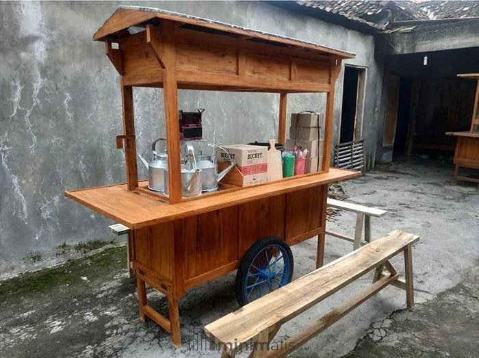 Angkringan gerobak desain jepang klasik